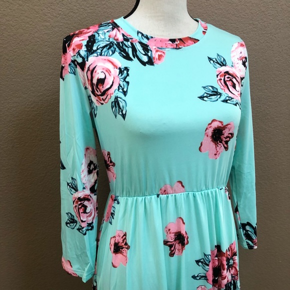 Last 4 Summer/ Fall  floral maxi dress pocket 🌸🌼 - Picture 7 of 7